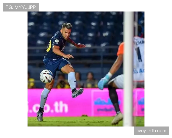 德保罗状态火热助球队冲击冠军，赛季表现稳步提升引热议