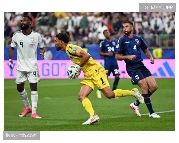 西班牙1-0击败乌拉圭:小组头名晋级世界杯32强 西班牙1-0击败乌拉圭:小组头名晋级世界杯32强